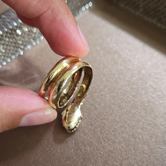 Vintage 14k Gold Enamel Serpent Wrap Coil Ring - Picture 8 of 15